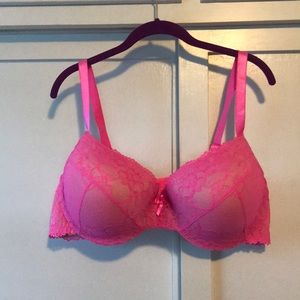 Beautiful hot pink Torrid lace Bra
